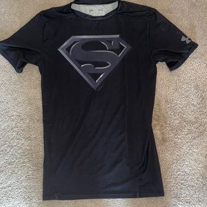 Men’s Large Black Under Armour Compression Heatgear Superman Athletic T-Shirt